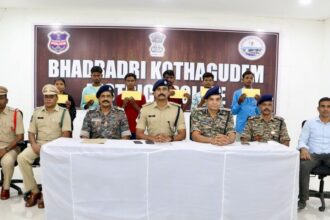 భదాద్రి జిల్లాలో ఆరుగురు మావోయిస్టులు మావోయిస్టులు