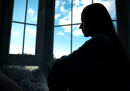 హీరోయిన్‌కి మత్తు మందు ఇచ్చి ఇచ్చి .. హీరోని హీరోని అరెస్ట్‌ చేసిన పోలీసులు!