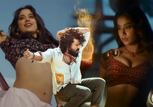 చరణ్ స్టెప్పులు.. జాన్వీ అందాలు.. సిక్స్ కొట్టిన చికిరి!