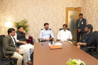 సినీ ప్రముఖులతో సమావేశం.. సీఎం రేవంత్ రెడ్డి కీలక హామీ!