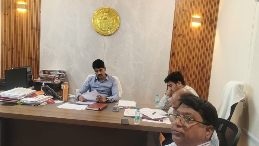 ఎన్నికల మున్సిపల్ పోలింగ్ సిబ్బంది రెండో విడత ర్యాండమైజషన్ పూర్తి